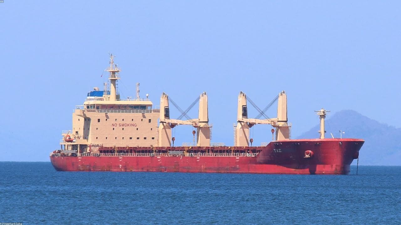 US and Iran move to reopen Strait of Hormuz under new deal